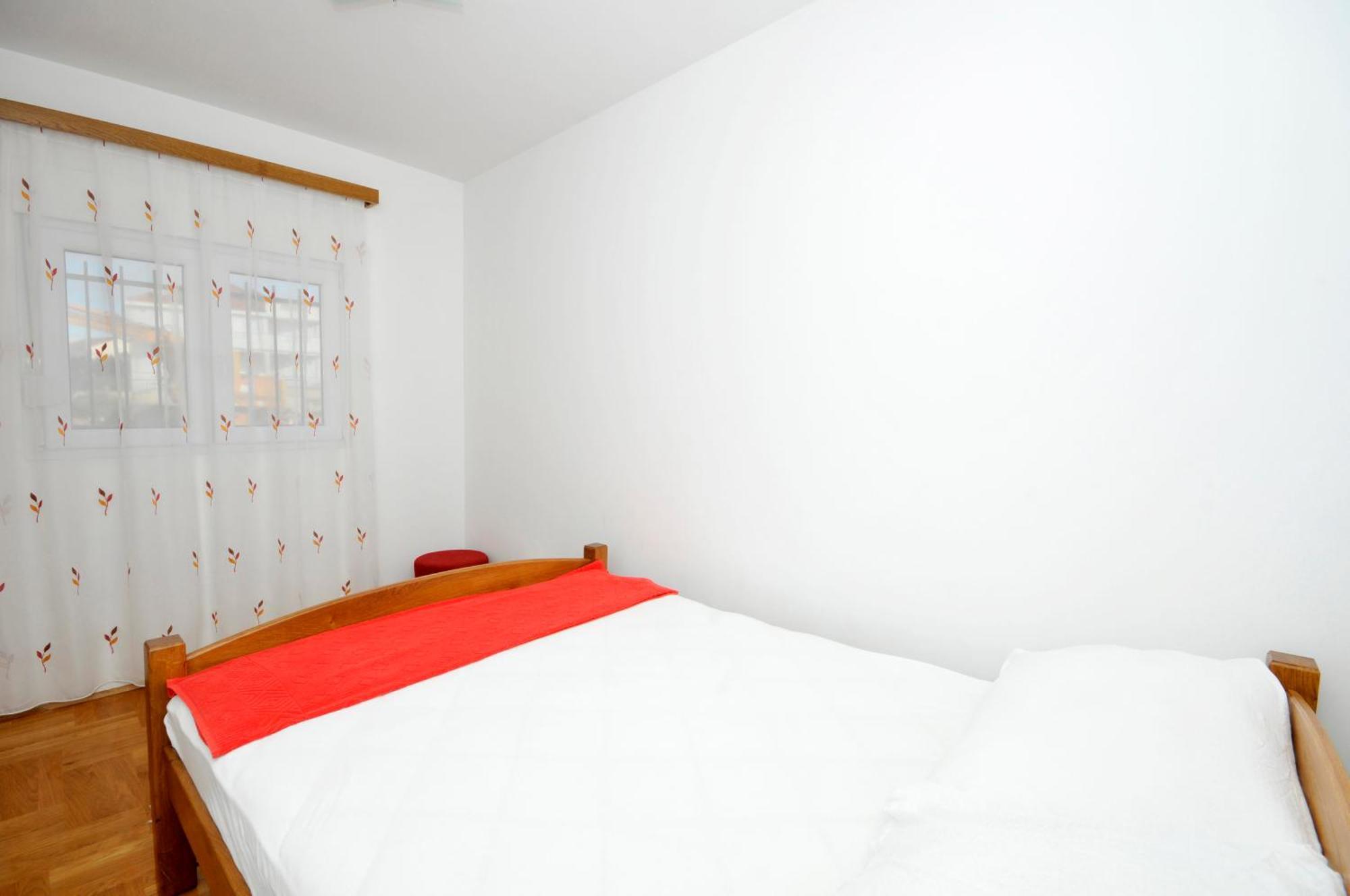 Apartmani Svalina - Seaview And 130M From Beach Trogir Eksteriør bilde