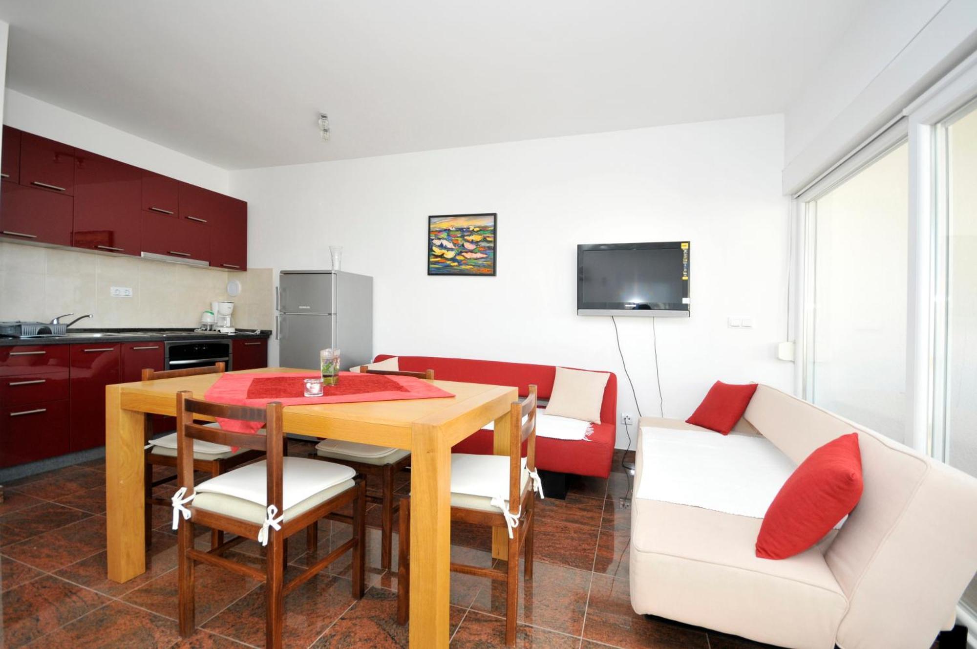 Apartmani Svalina - Seaview And 130M From Beach Trogir Eksteriør bilde