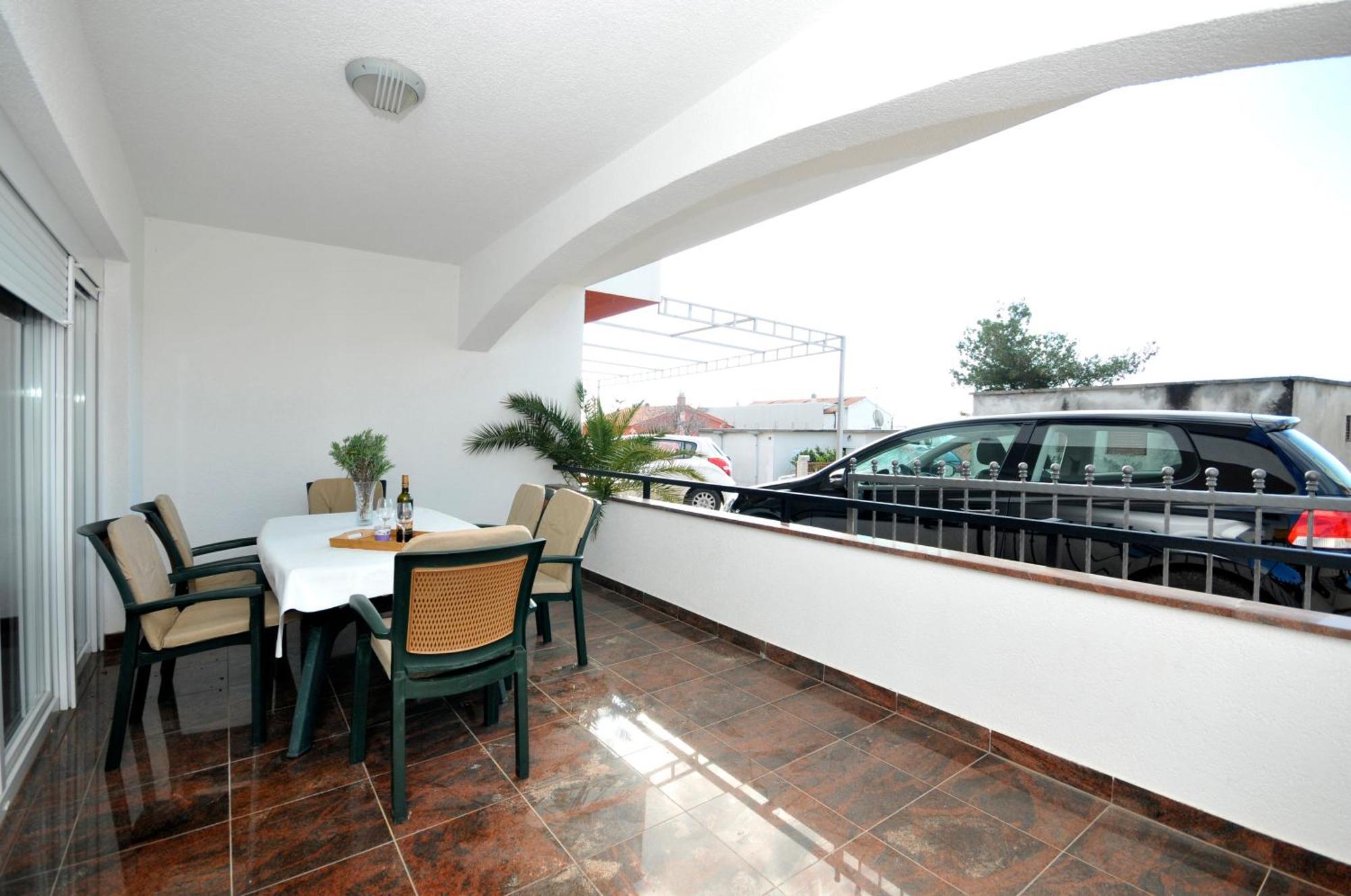 Apartmani Svalina - Seaview And 130M From Beach Trogir Eksteriør bilde