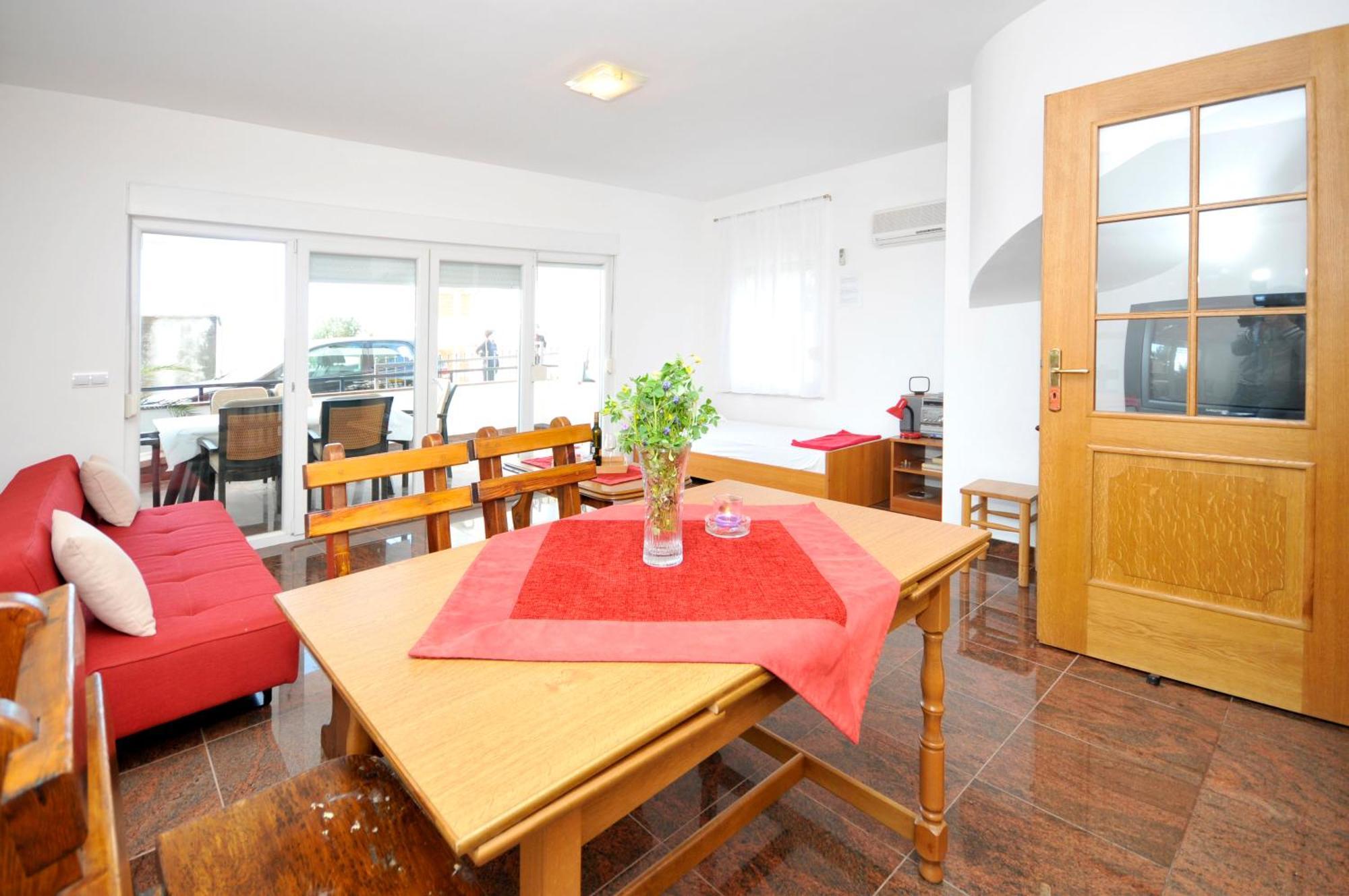 Apartmani Svalina - Seaview And 130M From Beach Trogir Eksteriør bilde