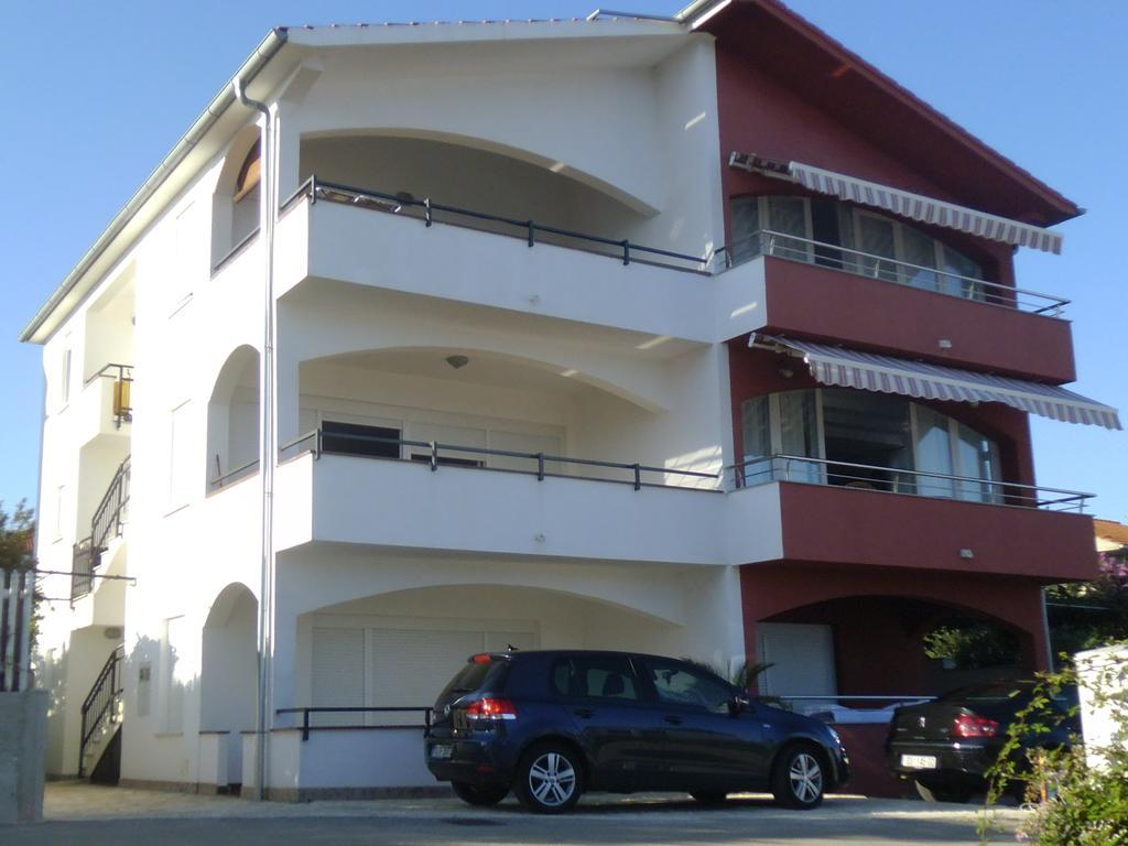 Apartmani Svalina - Seaview And 130M From Beach Trogir Eksteriør bilde